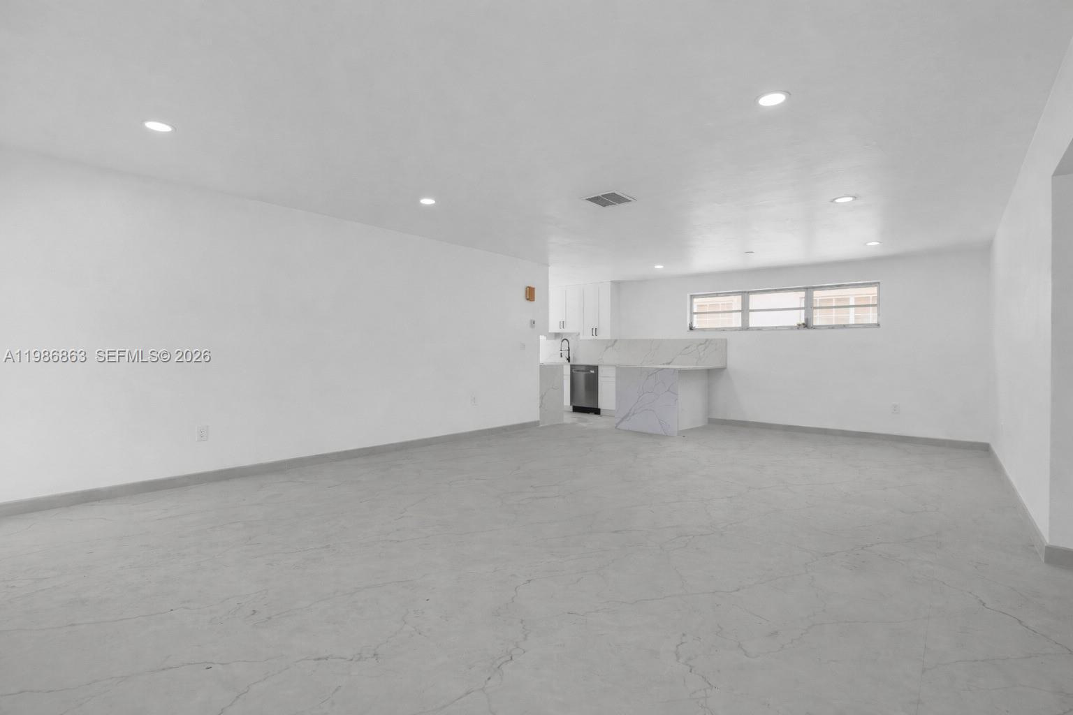 8850 Ne 4th Avenue Property Photo 4
