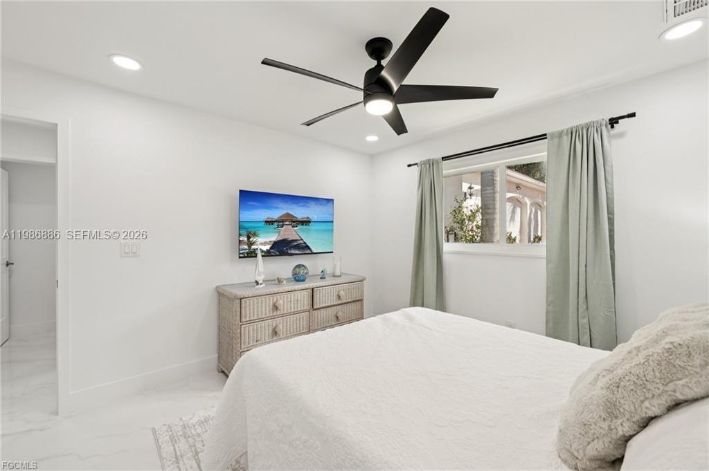 1819 Se 43 Street Property Photo 21