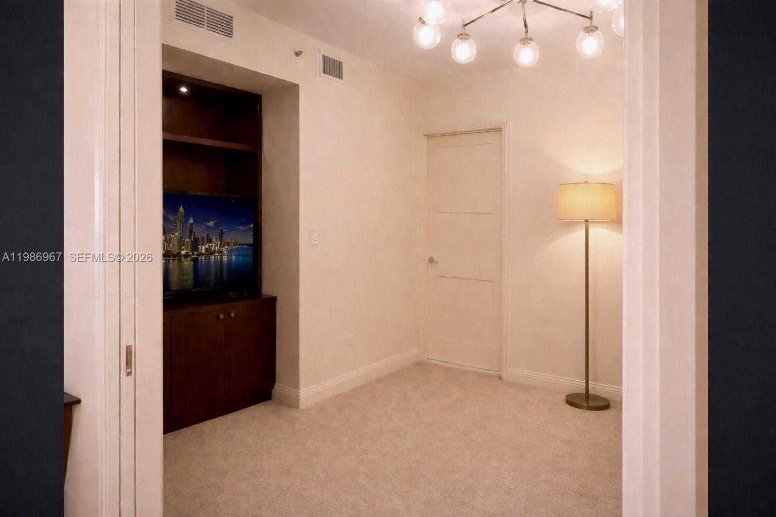 1800 S Ocean Drive Uph4301 Property Photo 22