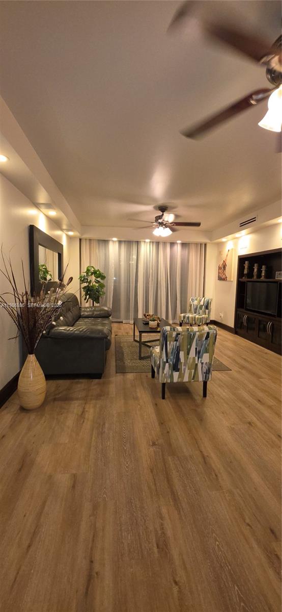A11986986 Property Photo 10