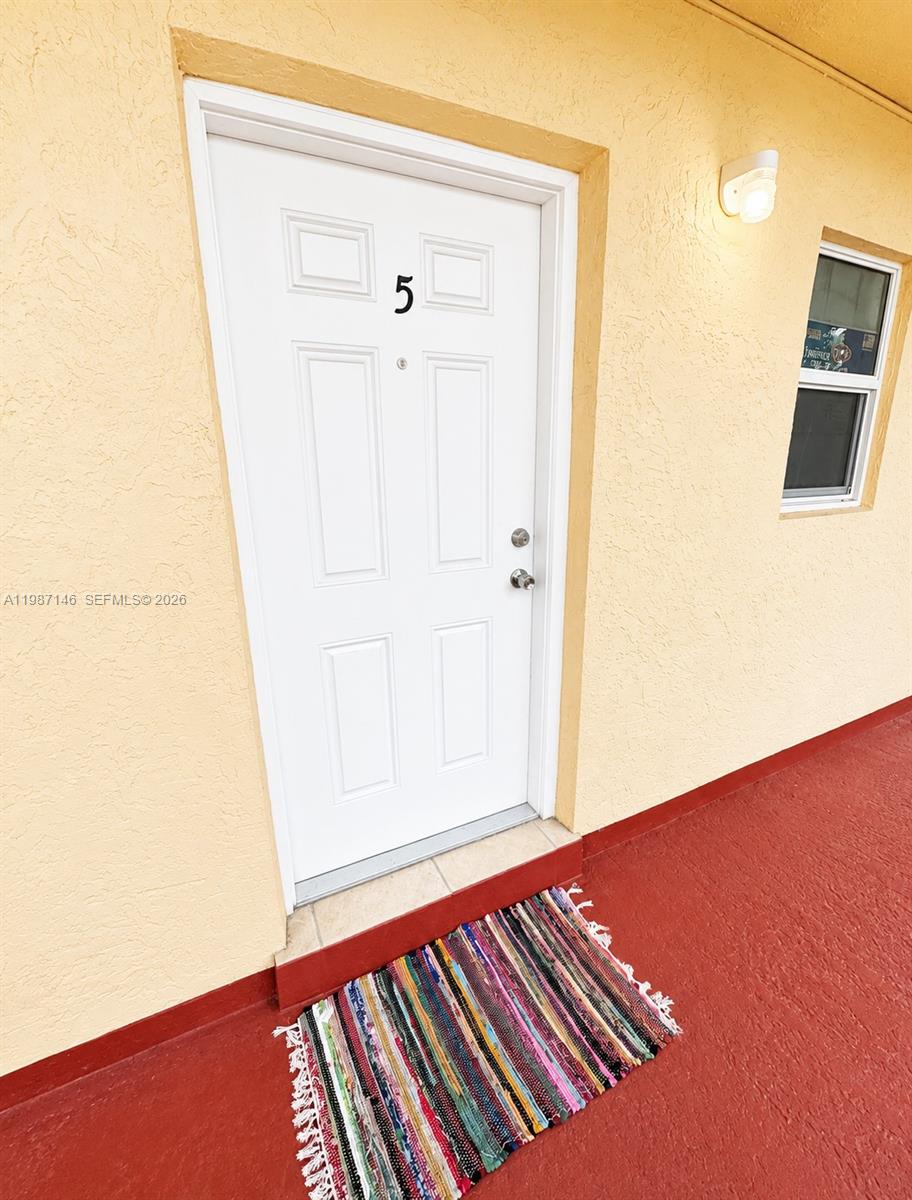 4050 Nw 135th Street 5-1 Property Photo 3