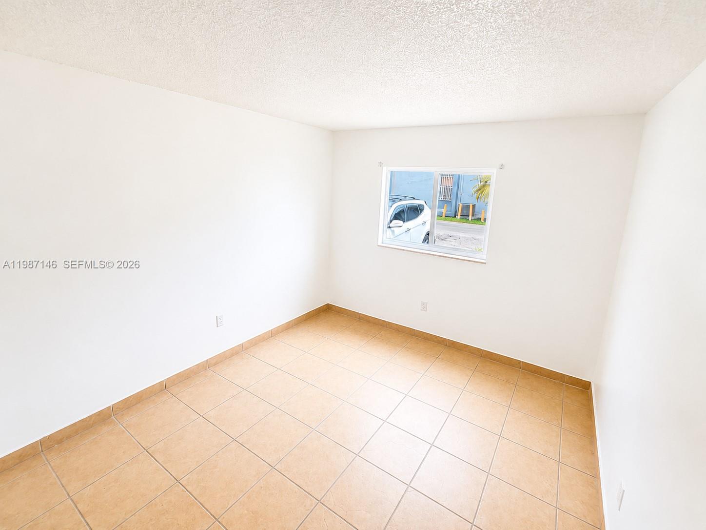 4050 Nw 135th Street 5-1 Property Photo 9