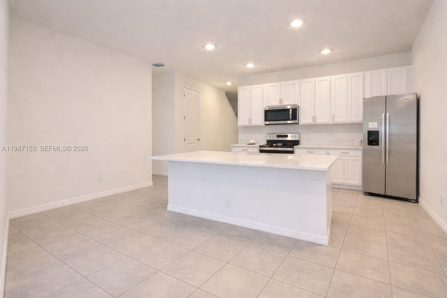 1613 Pelican Drive Property Photo 4
