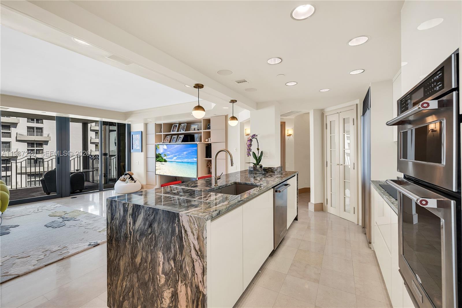 1500 Ocean Drive 1005 Property Photo 15