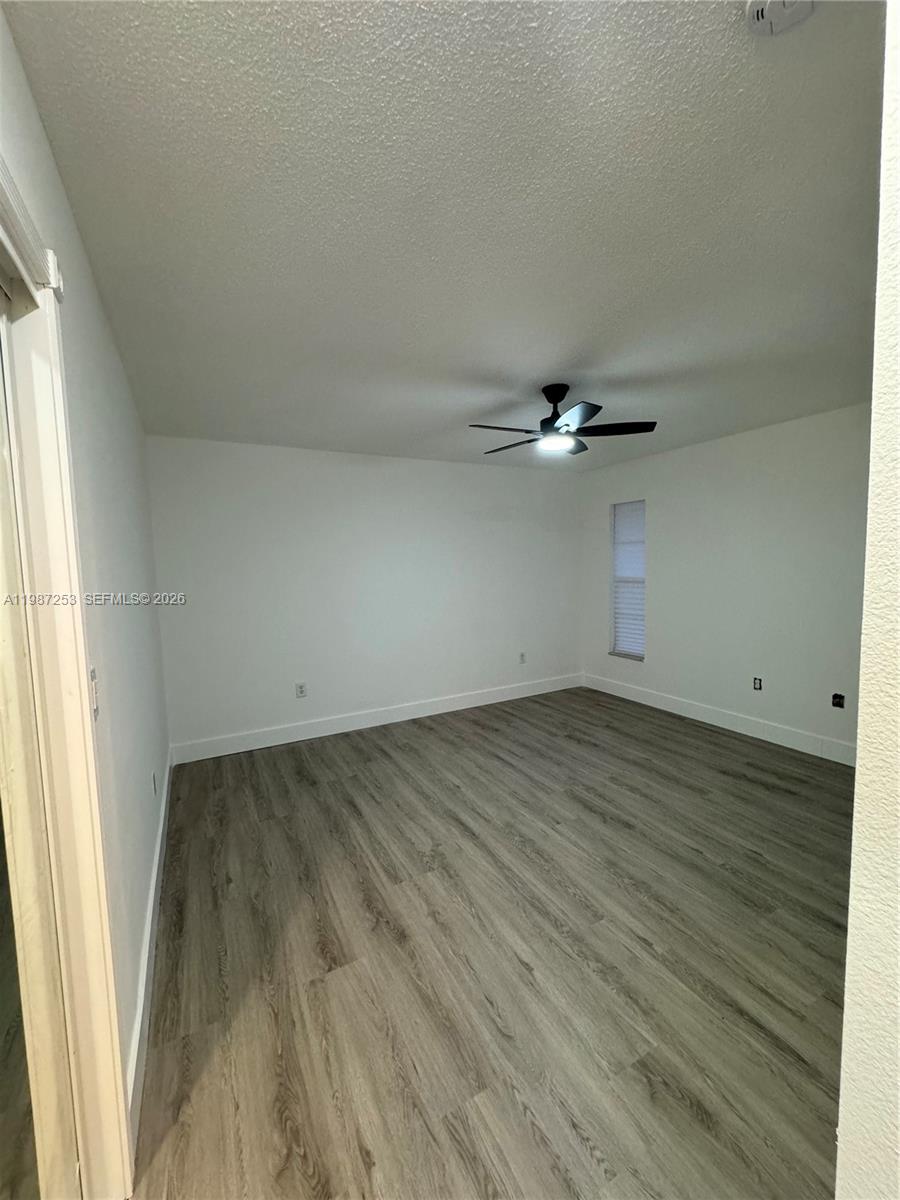 4469 Cunningham Street Property Photo 8