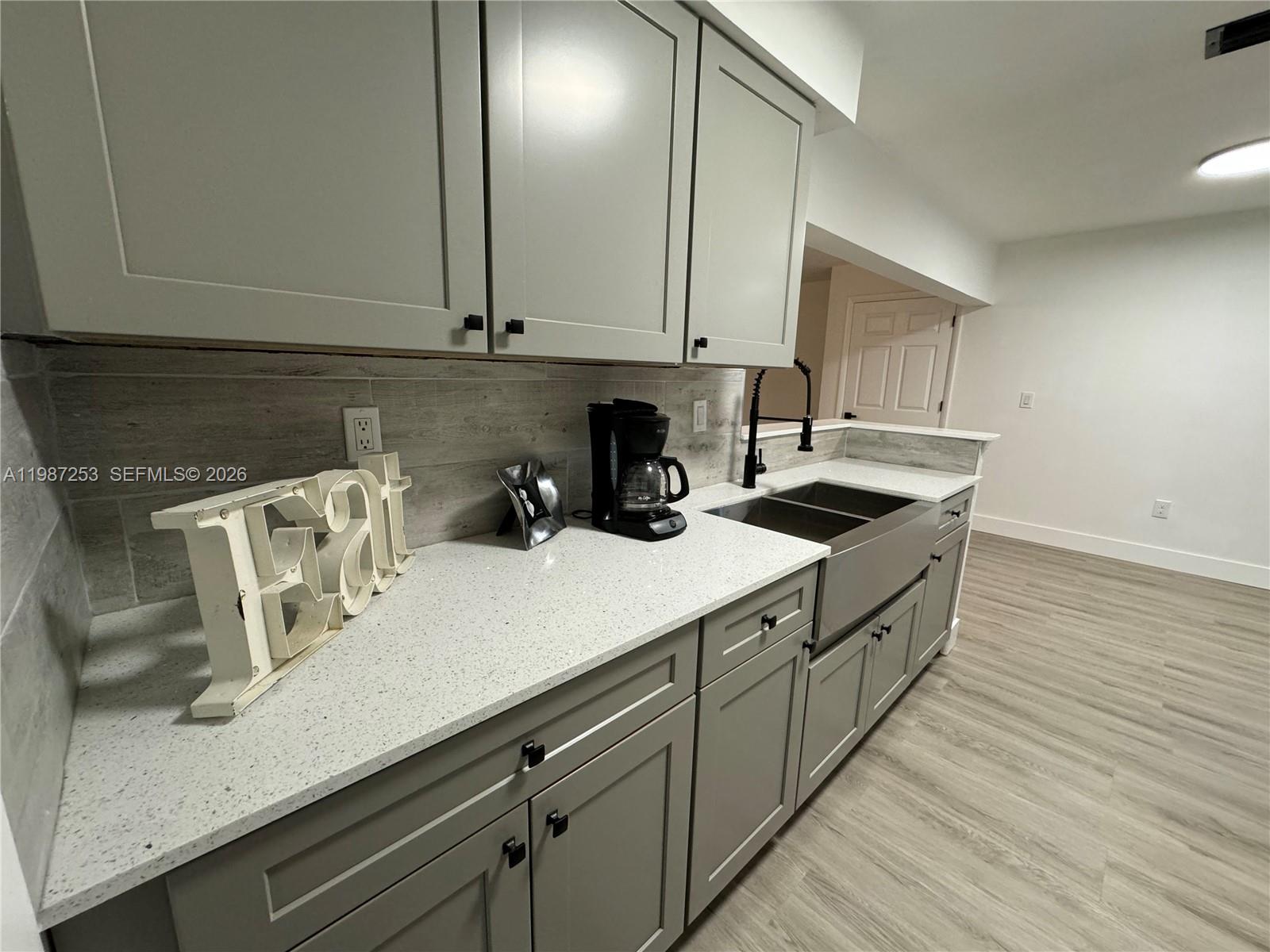 4469 Cunningham Street Property Photo 10