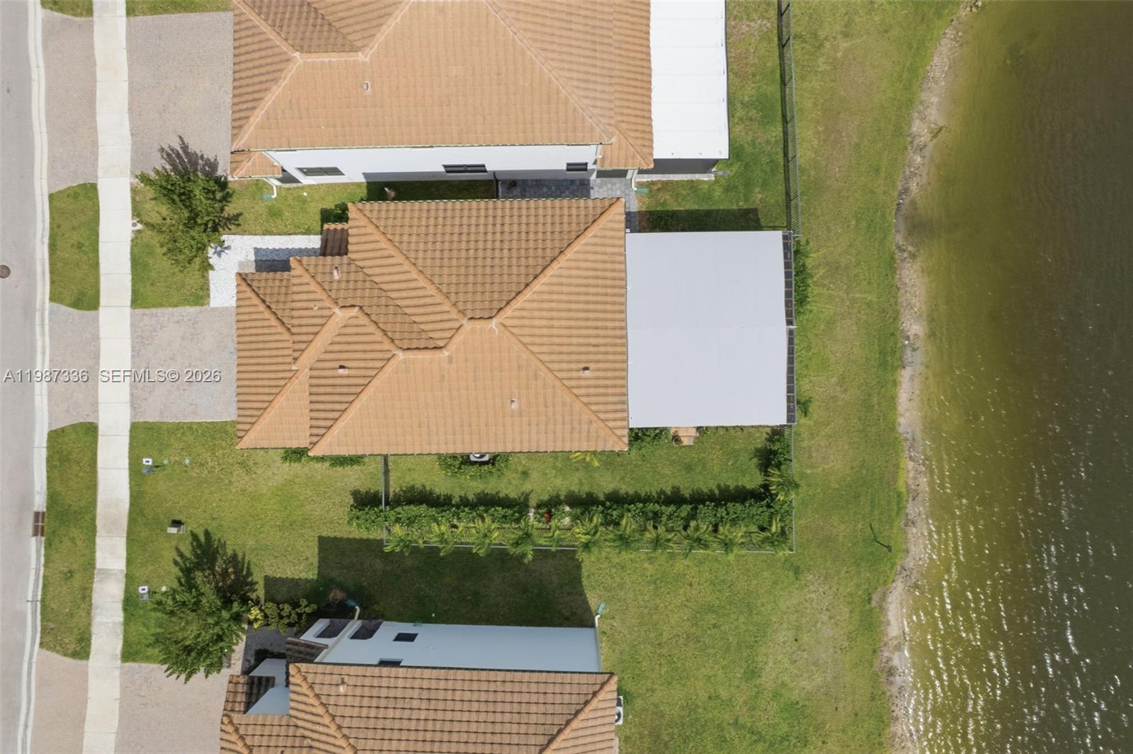 5700 Argento Property Photo 38