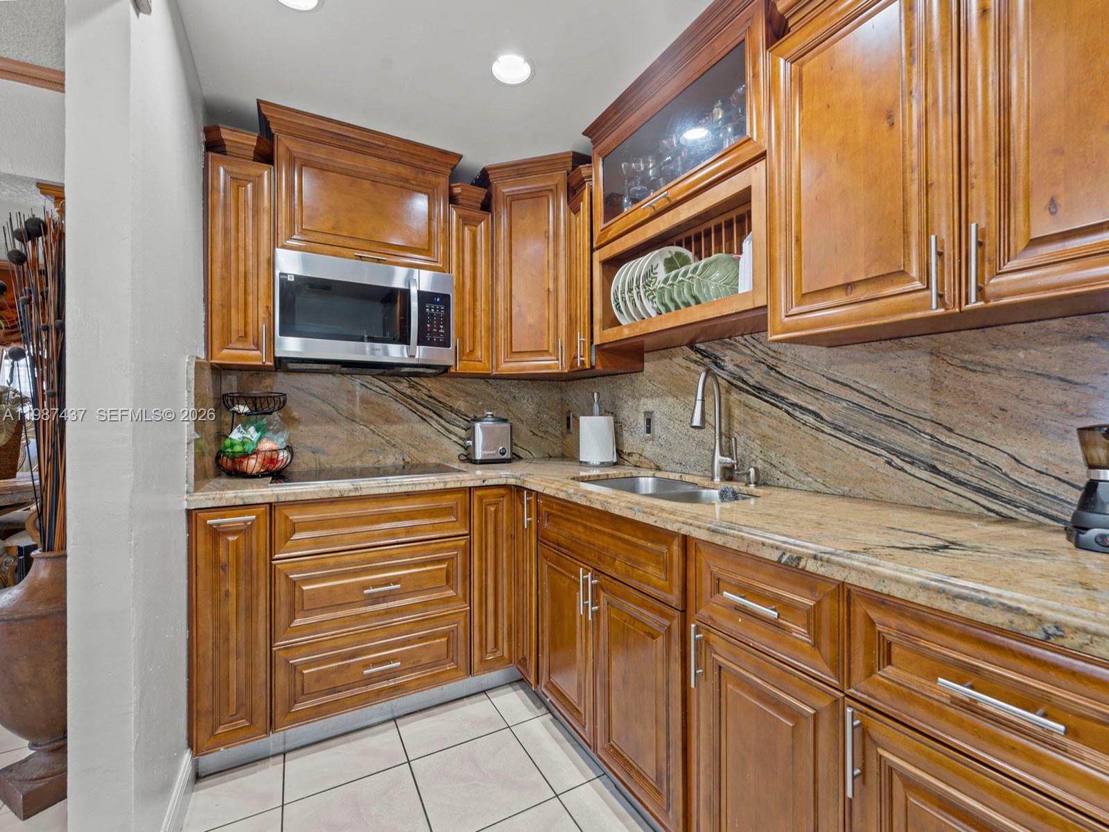 871 Se 5th Place Property Photo 17