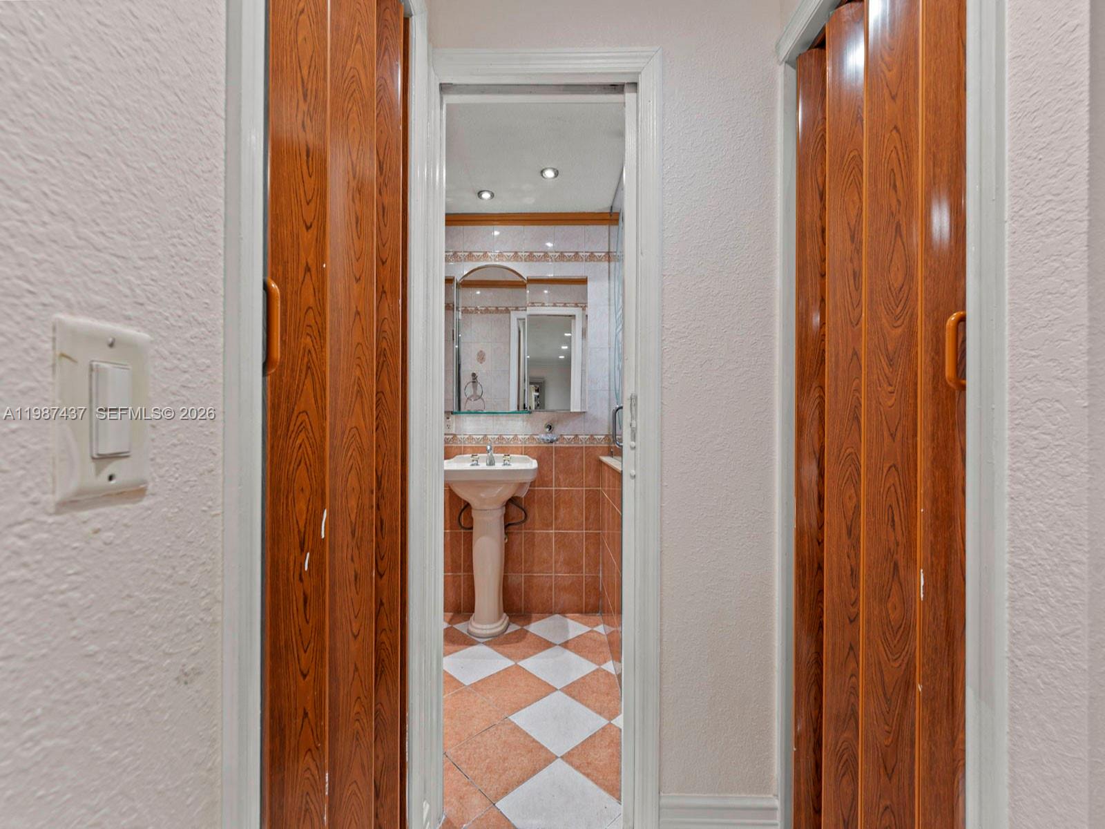 871 Se 5th Place Property Photo 20