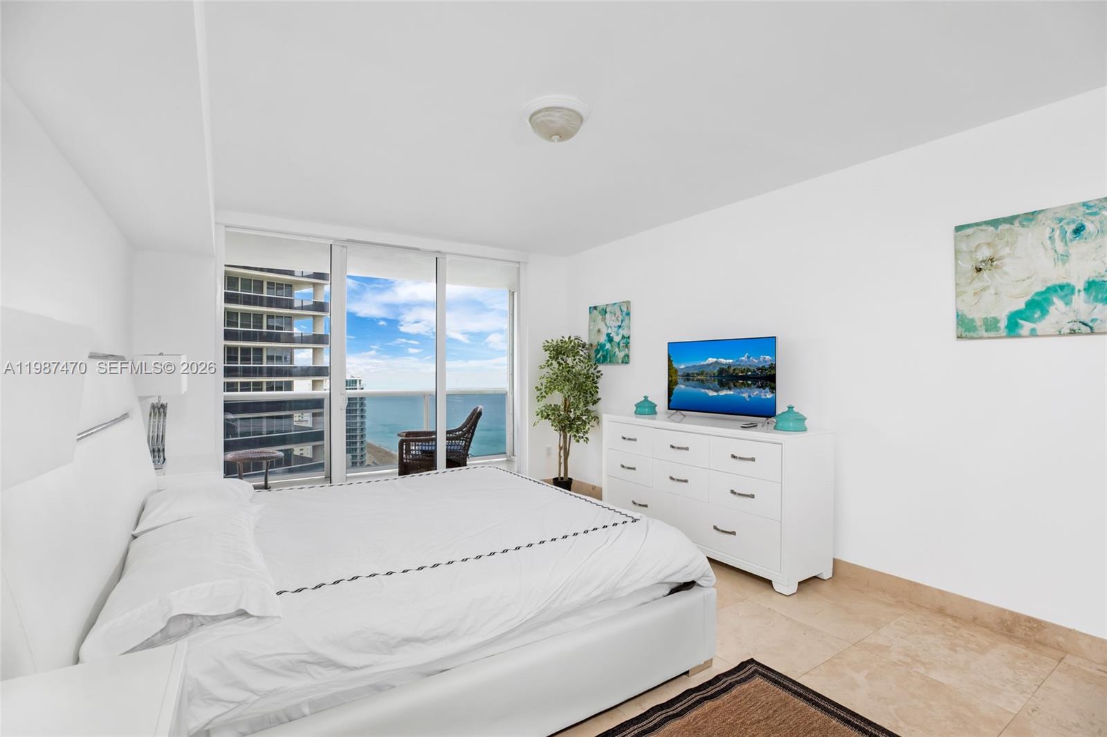 1830 S Ocean Drive 2808 Property Photo 9
