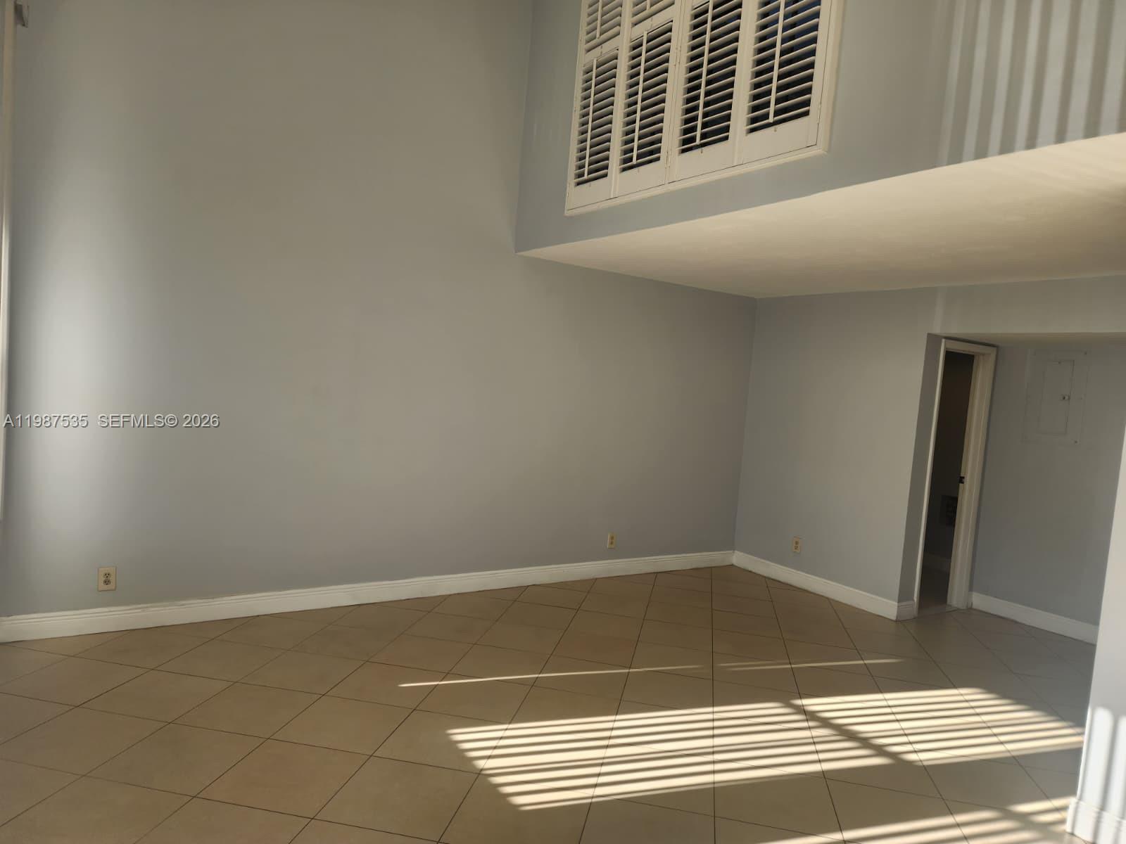 537 N University Drive 71 Property Photo 10