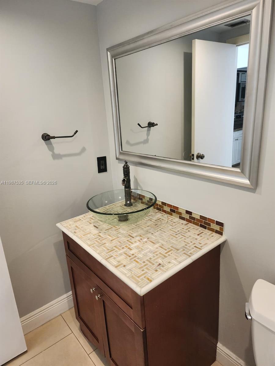 537 N University Drive 71 Property Photo 17