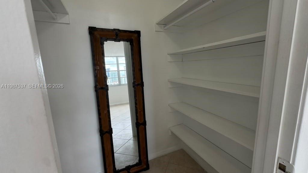 300 Bayview Drive 915 Property Photo 22