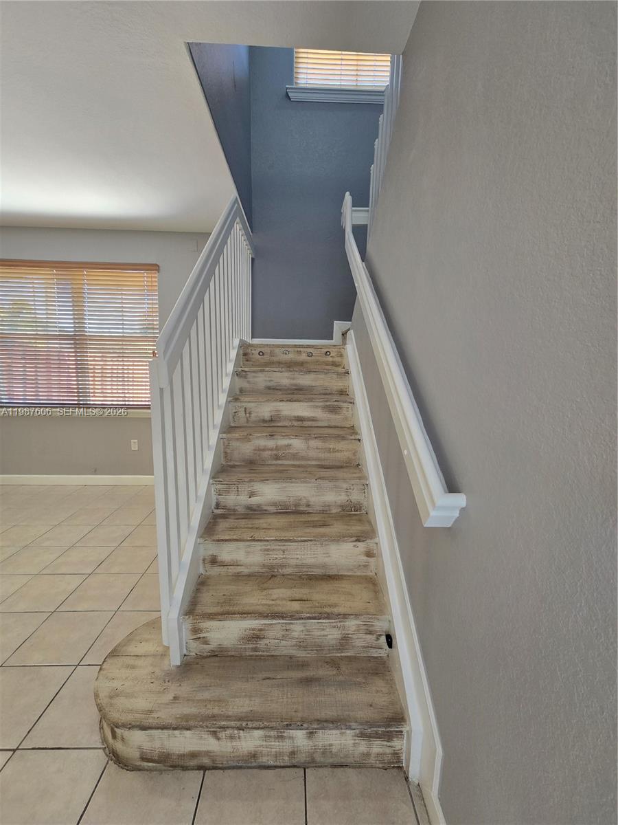 5630 Nw 107th Avenue 1605 Property Photo 4