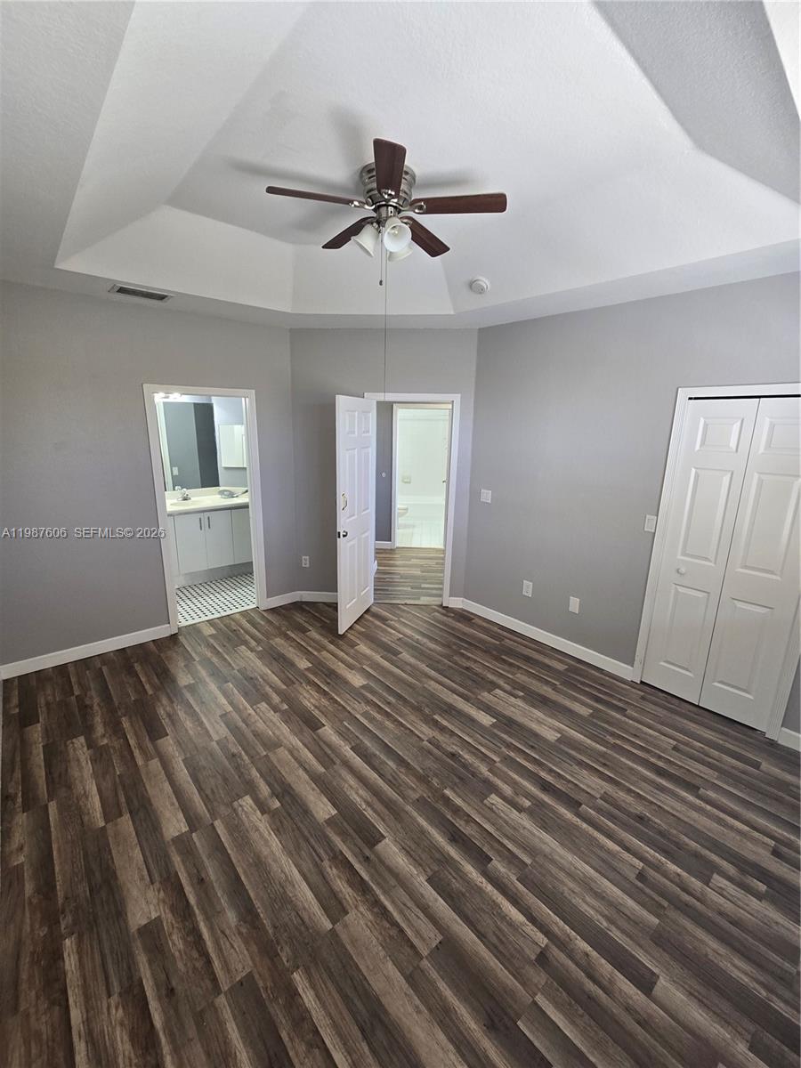 5630 Nw 107th Avenue 1605 Property Photo 15