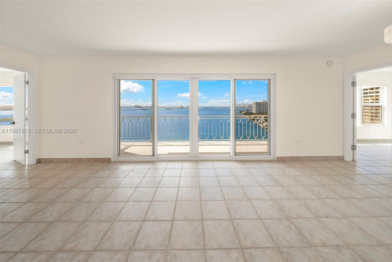 11111 Biscayne Boulevard 19d Property Photo 2