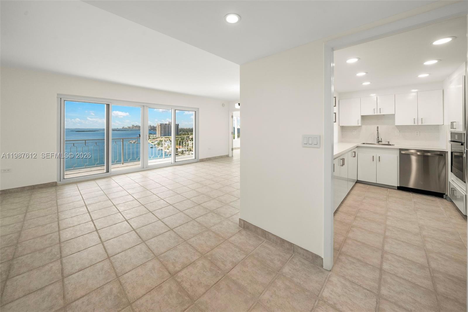 11111 Biscayne Boulevard 19d Property Photo 6