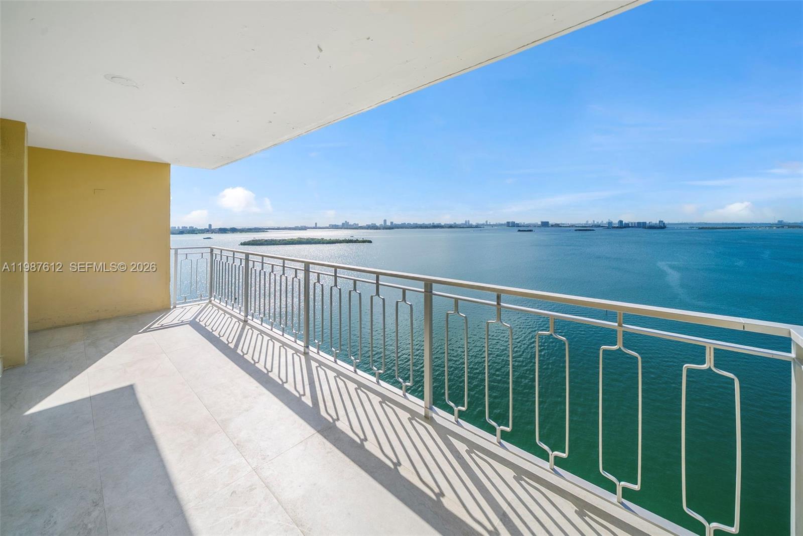 11111 Biscayne Boulevard 19d Property Photo 18
