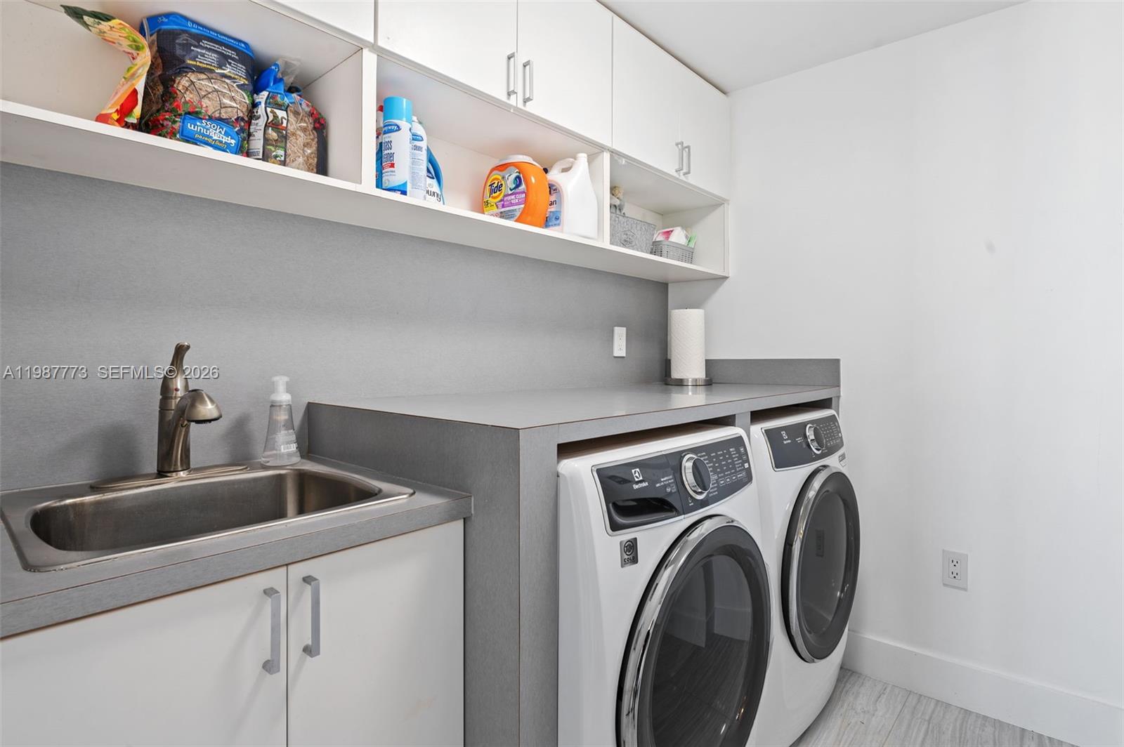 3535 Hiawatha Avenue 502 Property Photo 29