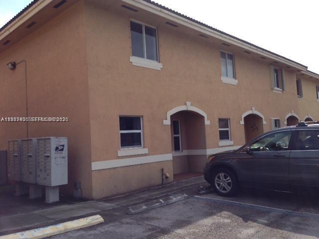 7905 Nw 8 Street 8a Property Photo 2