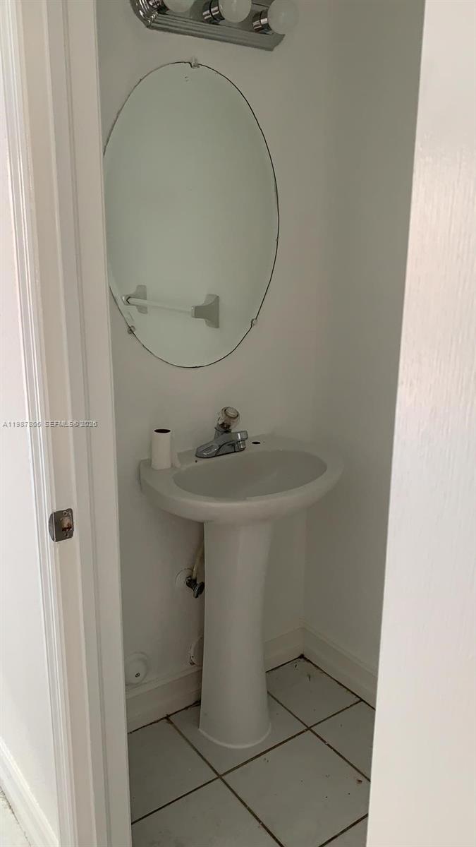 7905 Nw 8 Street 8a Property Photo 19