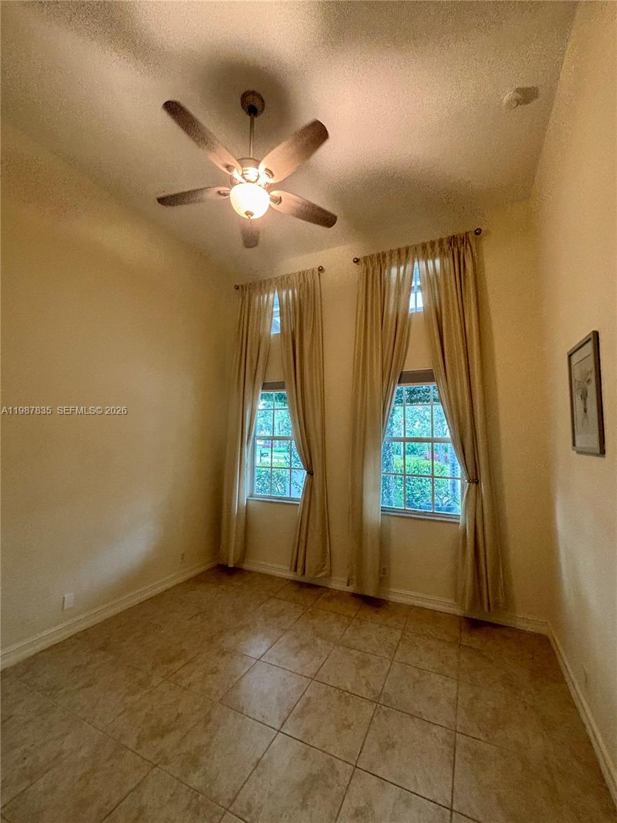 8080 Nw 126th Terrace Property Photo 7