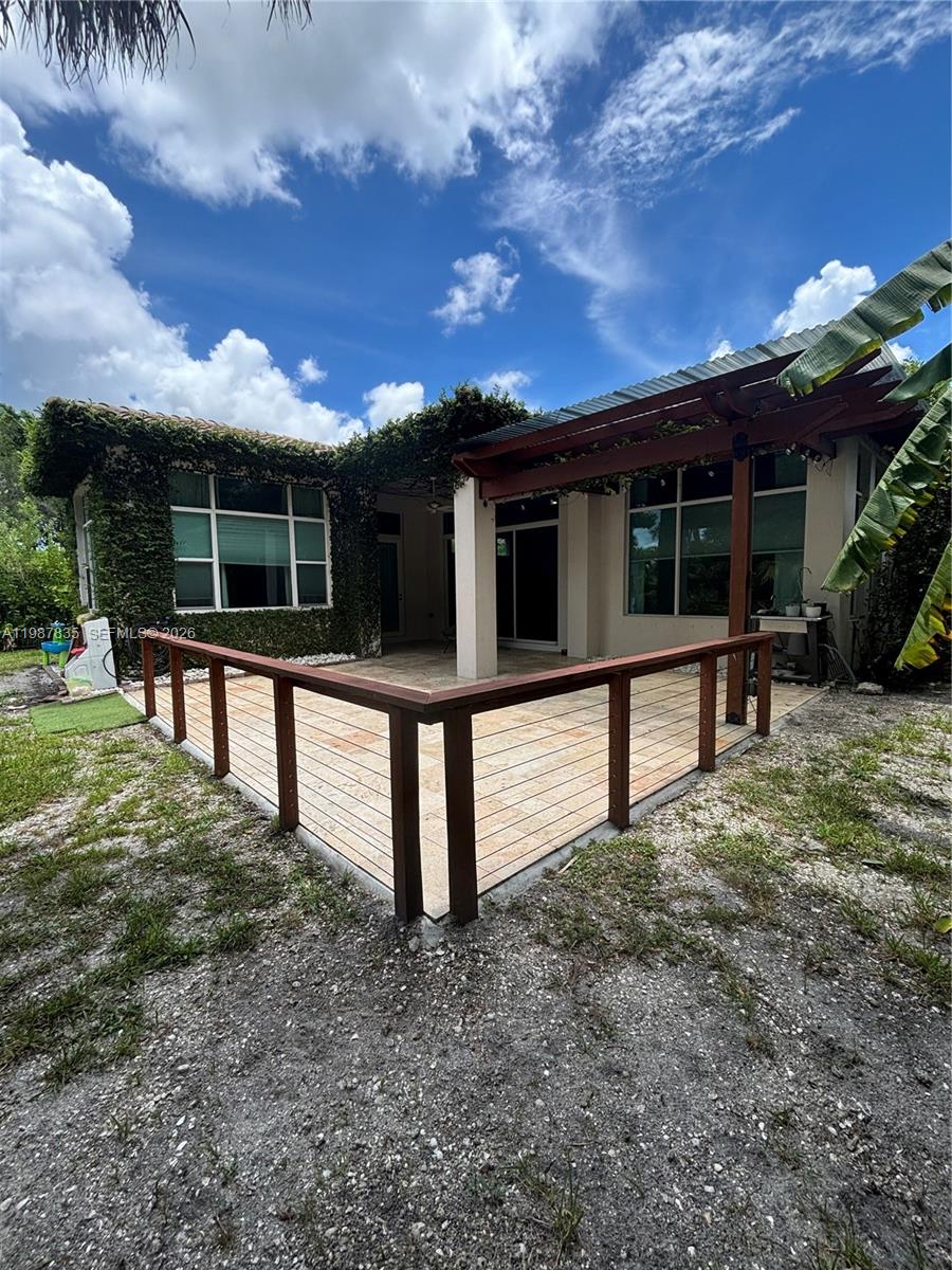 8080 Nw 126th Terrace Property Photo 17