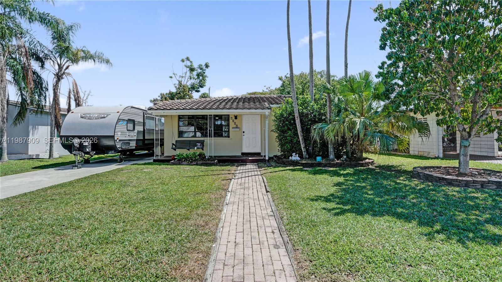 1007 N 31st Road