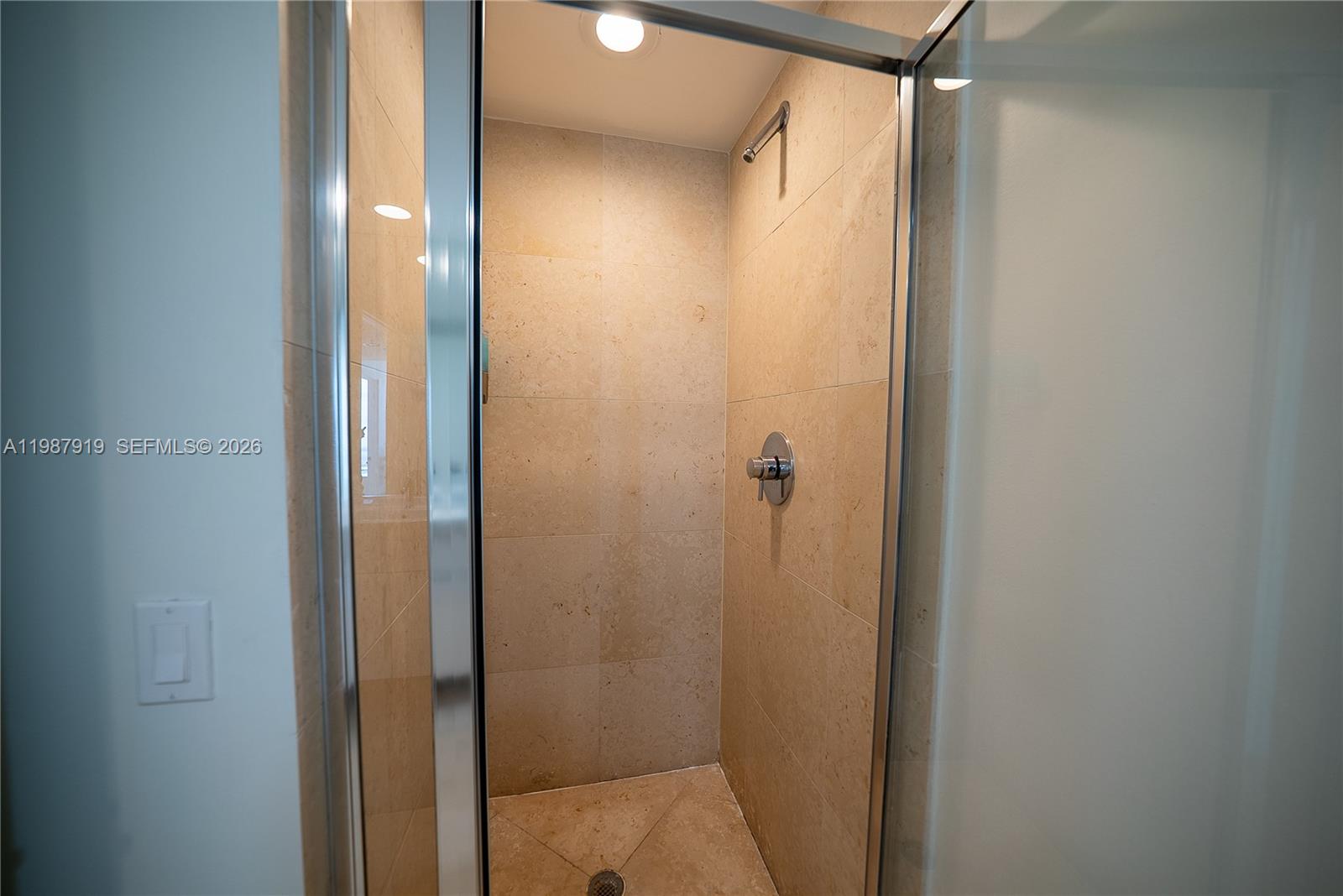 A11987919 Property Photo 11