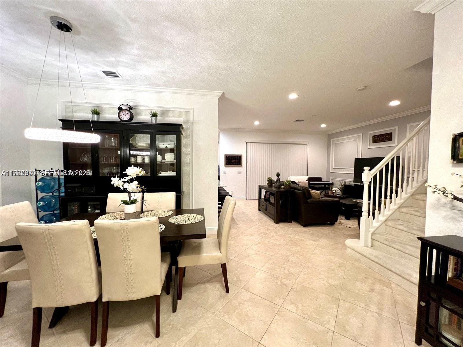 5065 Dulce Court Property Photo 6
