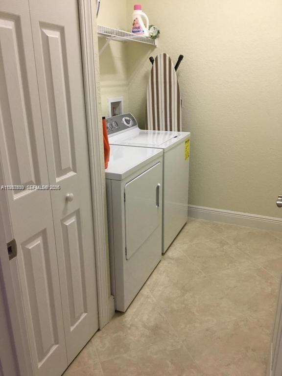 5065 Dulce Court Property Photo 18