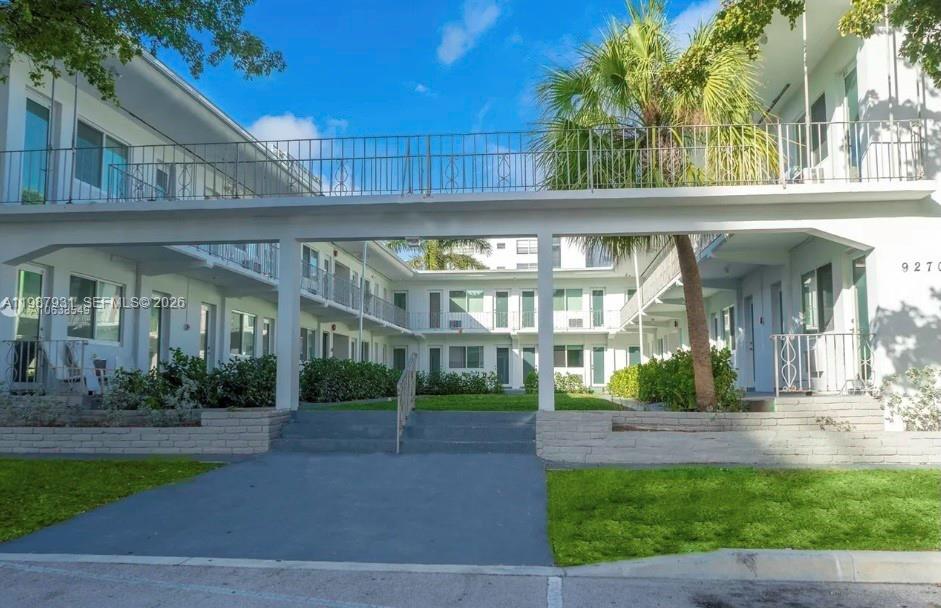 9270 E Bay Harbor Drive 10b Property Photo 1
