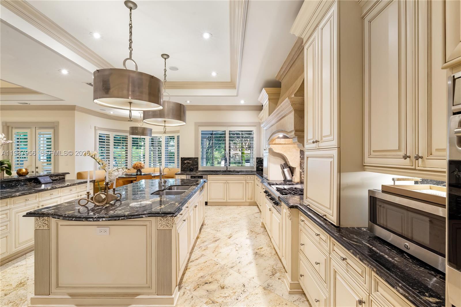 5250 Snapper Creek Road Property Photo 19