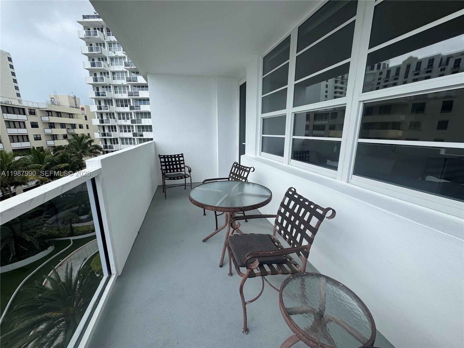 100 Lincoln Road 836 Property Photo 11