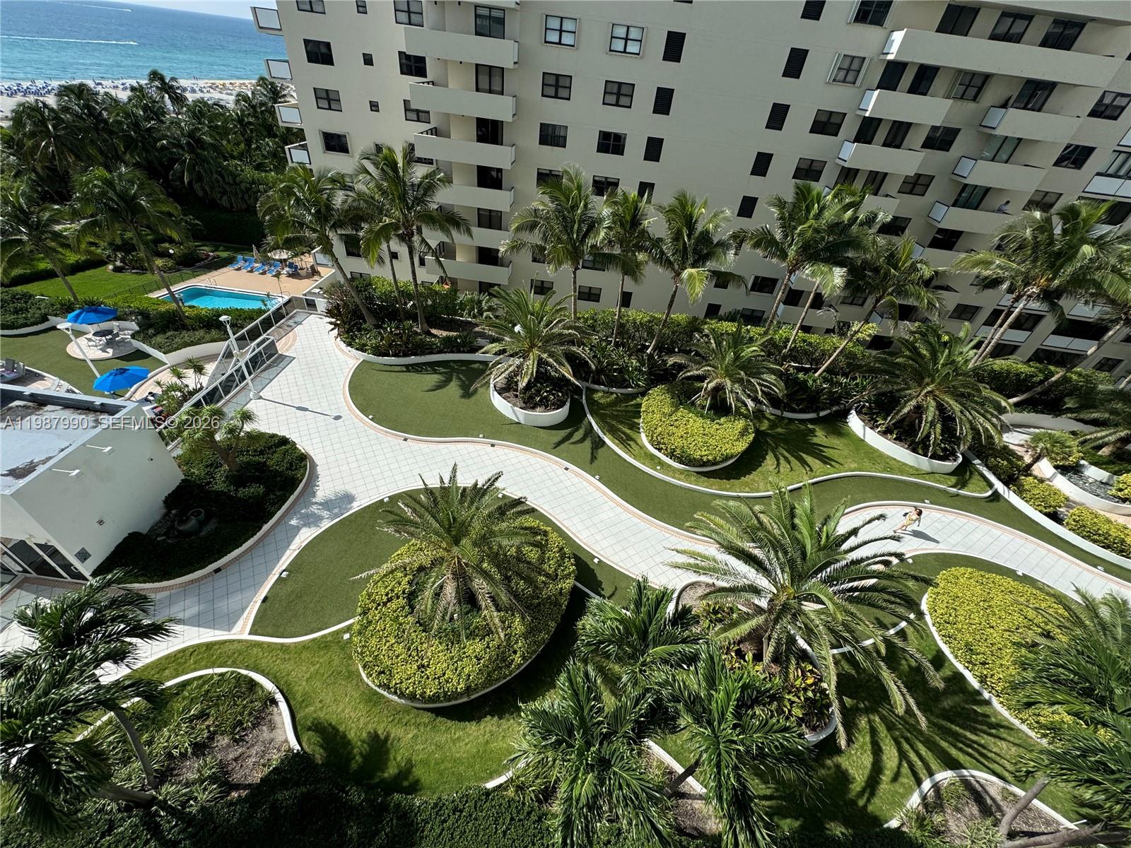 100 Lincoln Road 836 Property Photo 17