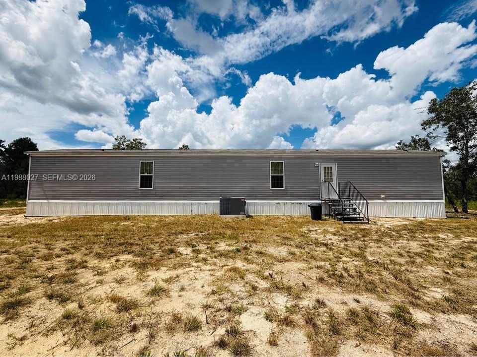 336 Oak Crest Drive Property Photo 5