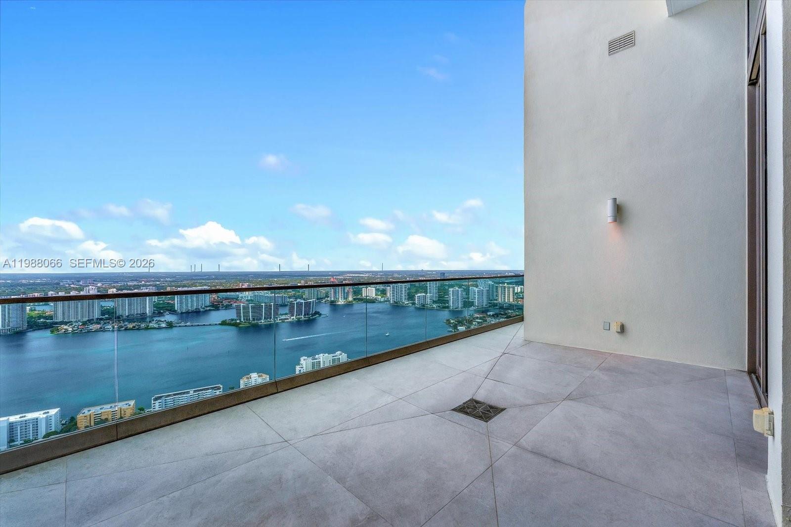 17901 Collins Avenue Ph-01 Property Photo 16
