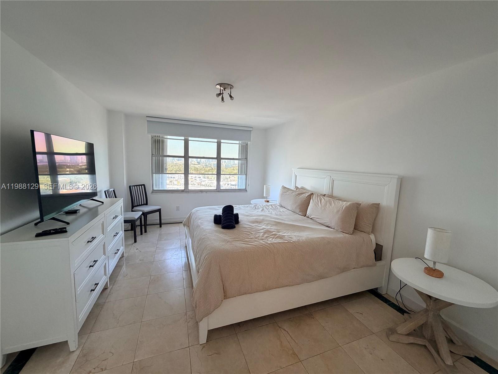 5161 Collins Avenue 1506 Property Photo 10