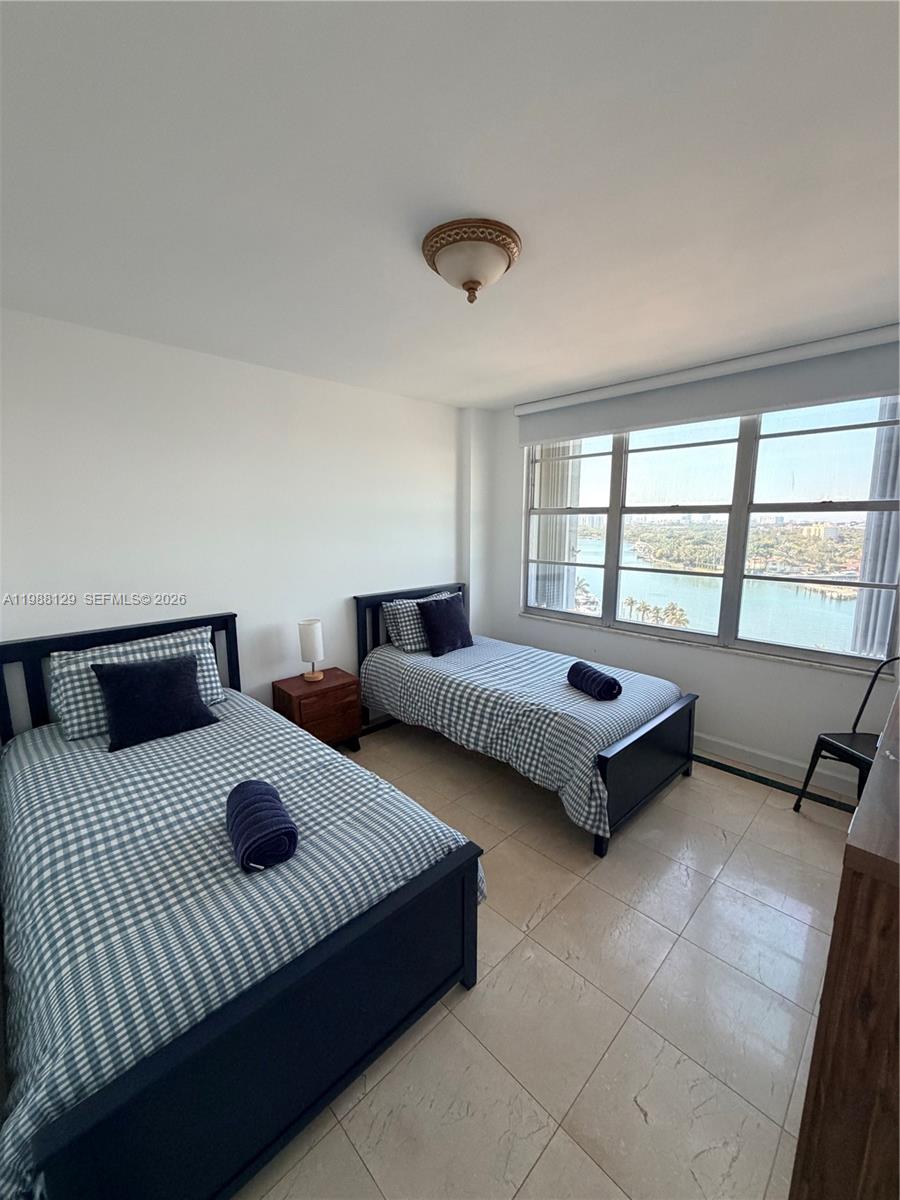 5161 Collins Avenue 1506 Property Photo 13