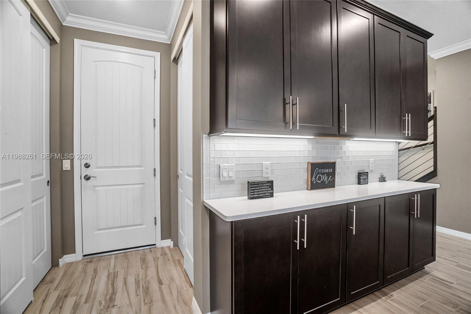 8240 Tailshot Court Property Photo 8
