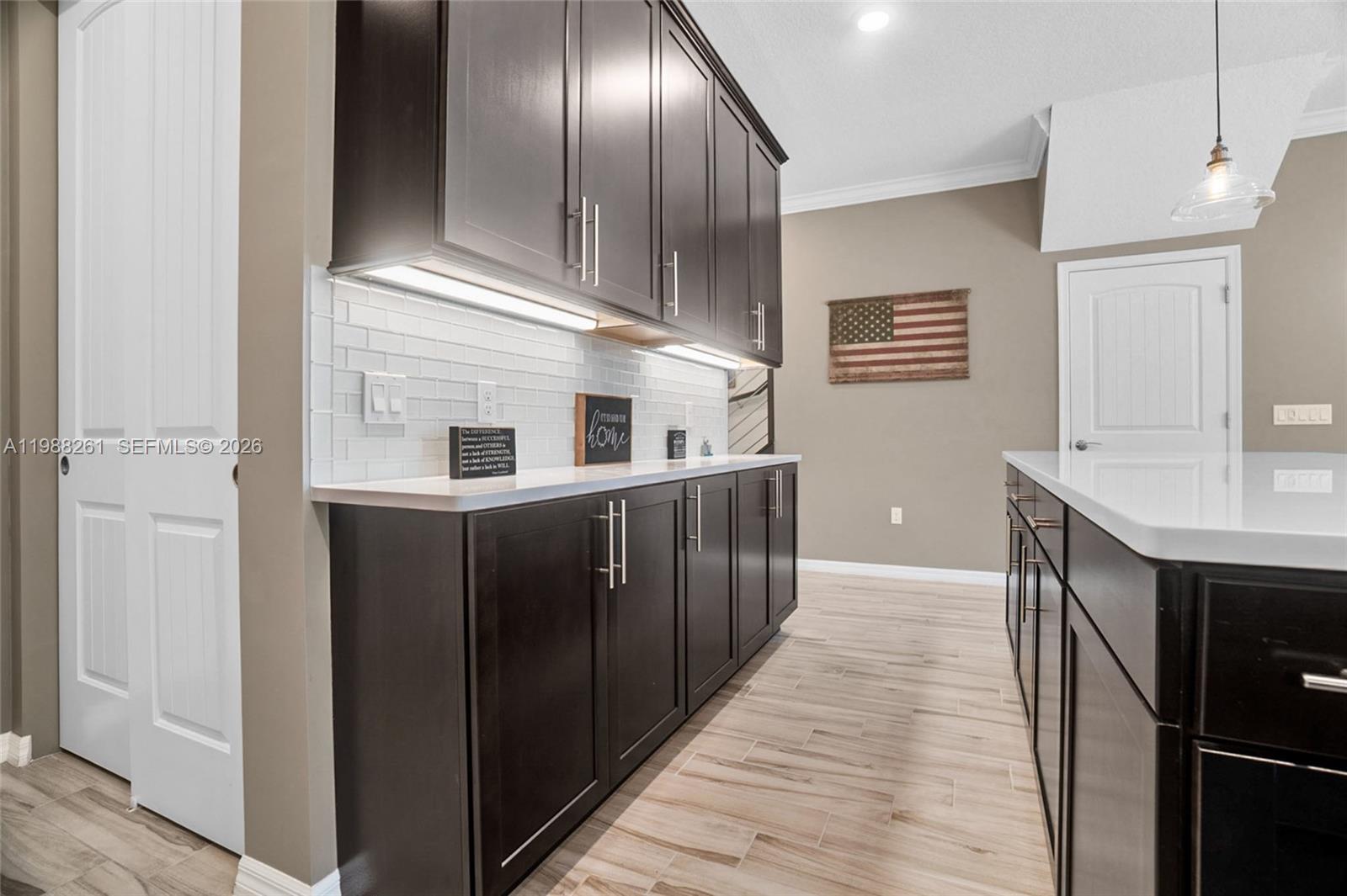 8240 Tailshot Court Property Photo 9