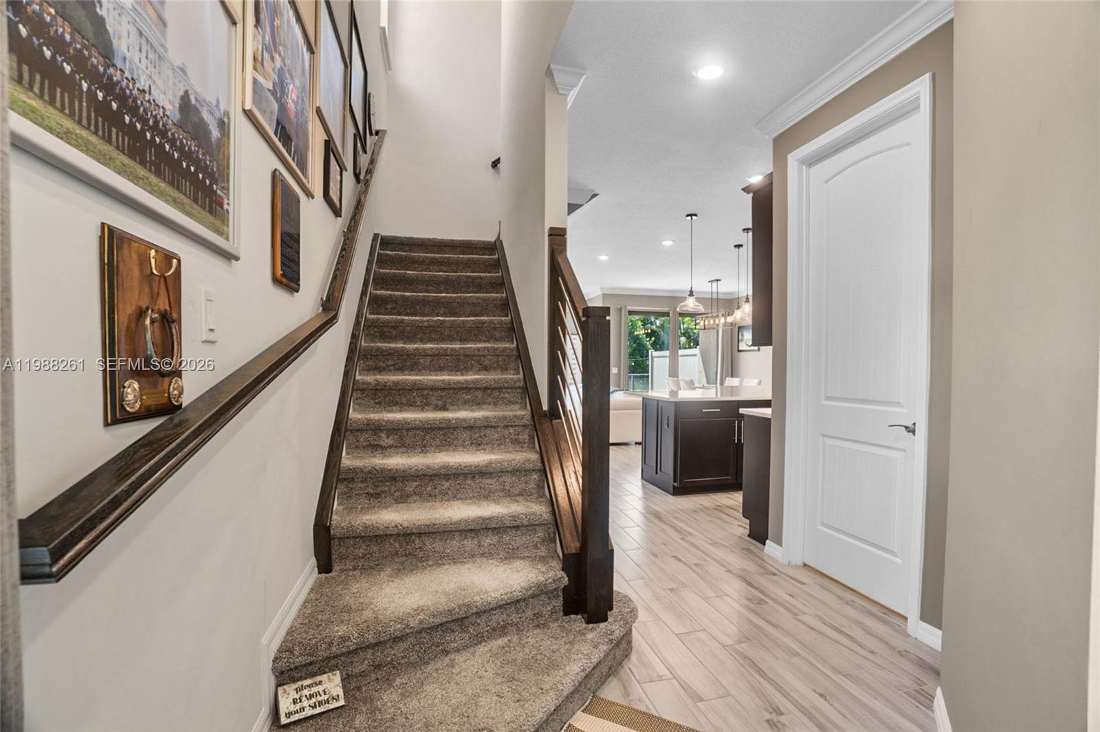 8240 Tailshot Court Property Photo 10