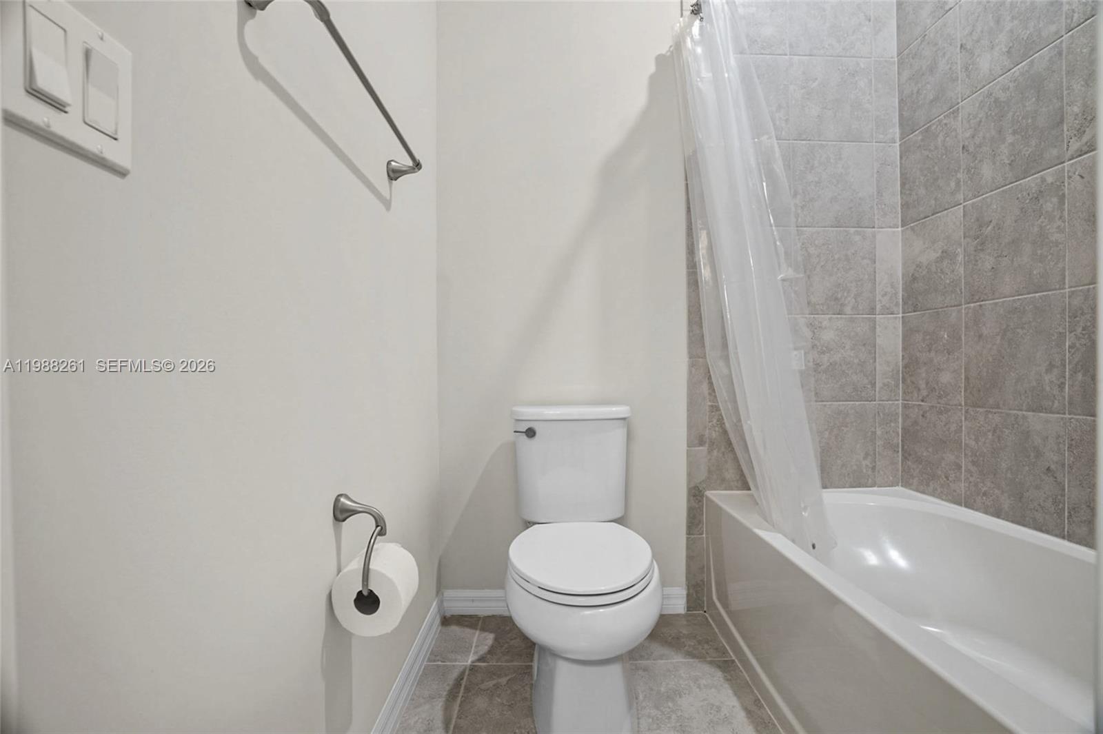 8240 Tailshot Court Property Photo 21