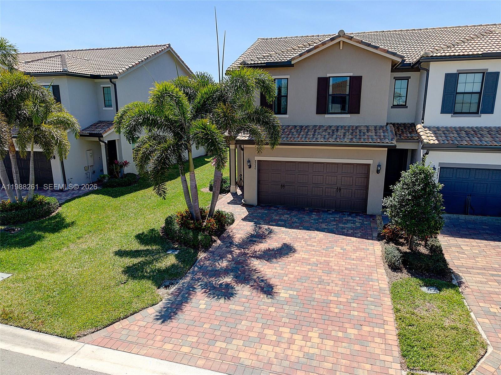 8240 Tailshot Court Property Photo 47