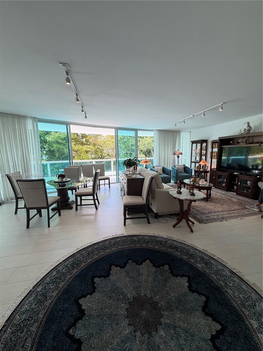 2127 Brickell Avenue 502 Property Photo 1