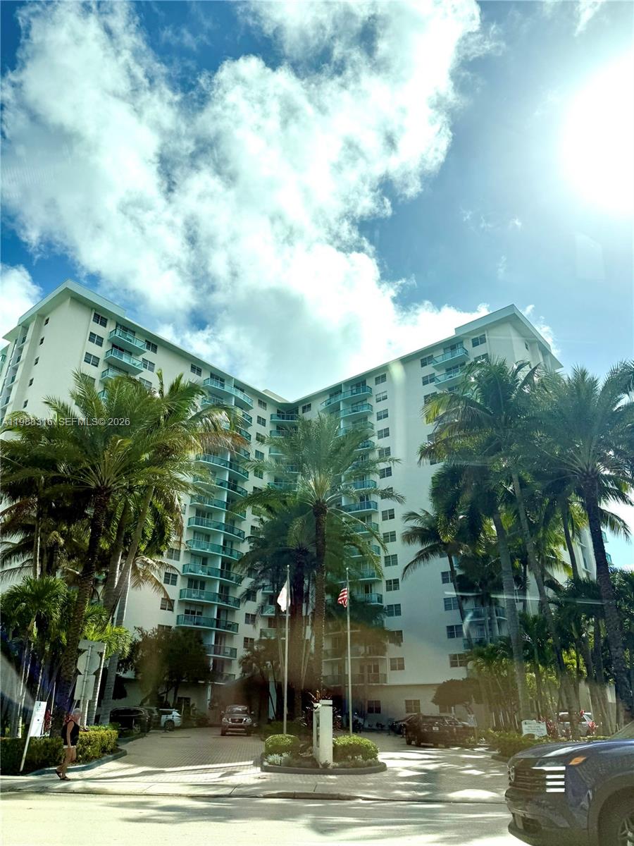 3901 S Ocean Drive 5w Property Photo 1