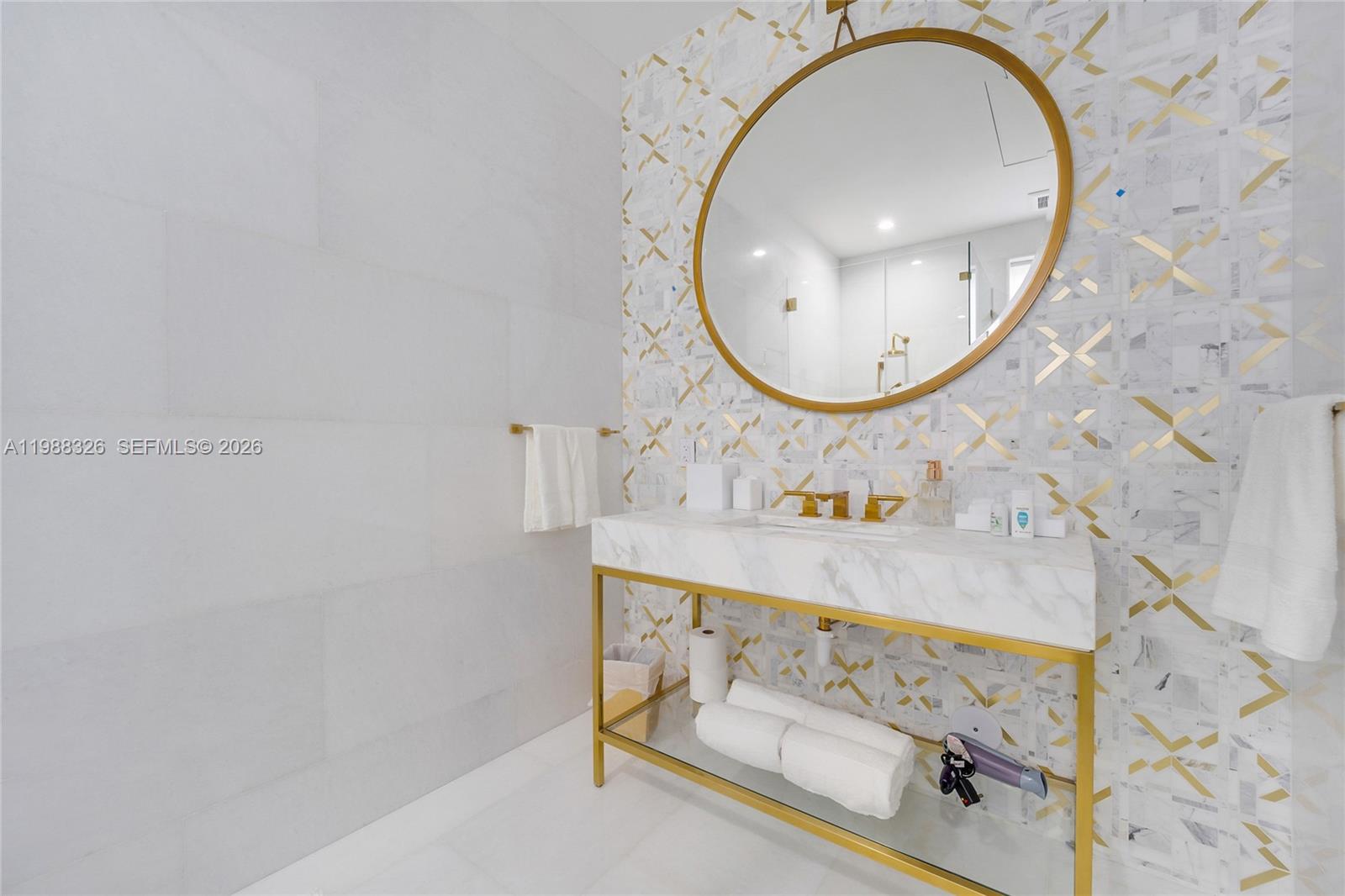 100 Palm Avenue Property Photo 25