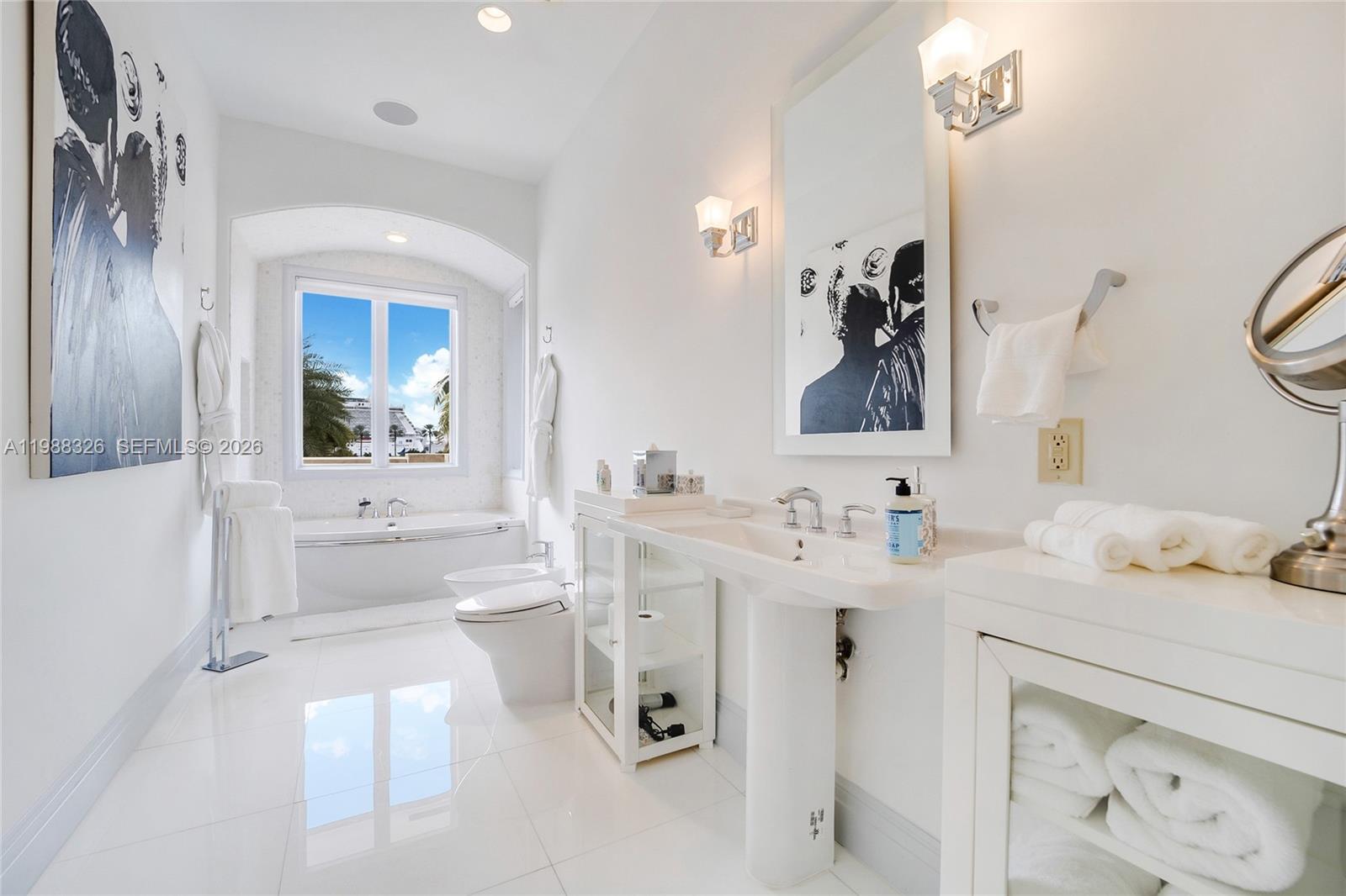 100 Palm Avenue Property Photo 32