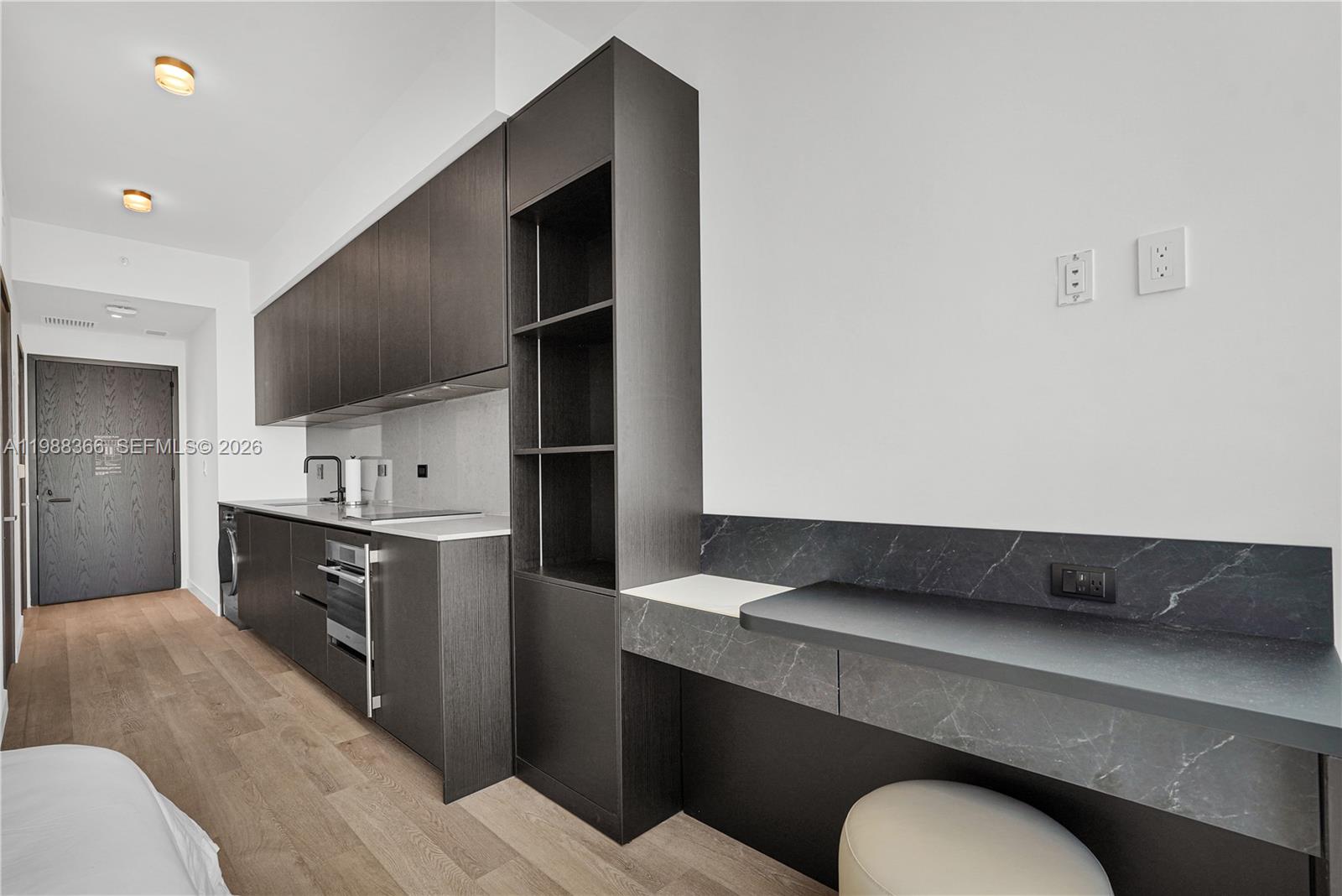 20 Ne 11th Street 3603a Property Photo 12