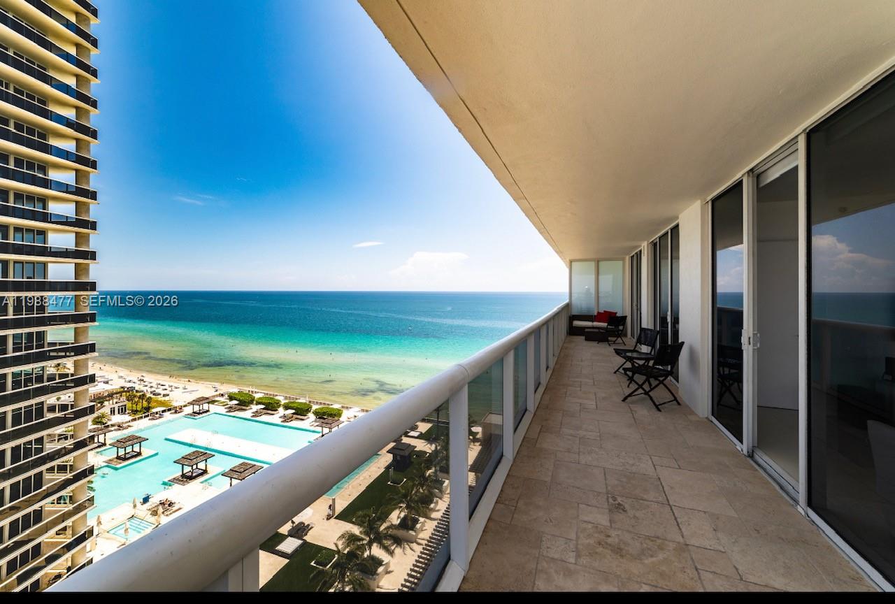 1830 S Ocean Drive 1808 Property Photo 2